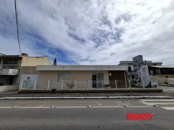 Oportunidade! Casa em Balneário - Florianópolis
