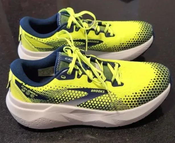 Brooks Caldera 6 (43). Original