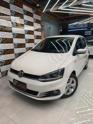 Volkswagen Fox Rock IN RIO 1.6 MI Total Flex 8V 5P 2016