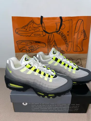 NIKE AIR MAX 95 NEON OG