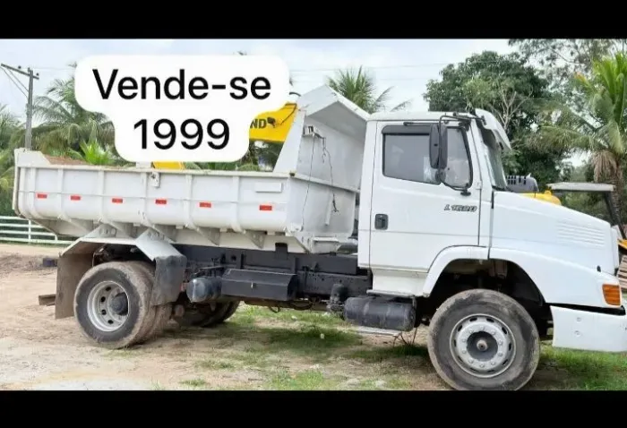 Caminhão em excelente estado