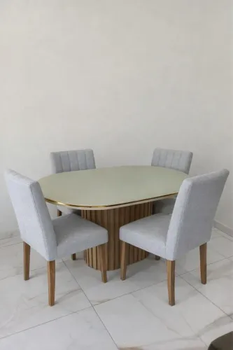 Lindas cadeiras para sala de jantar