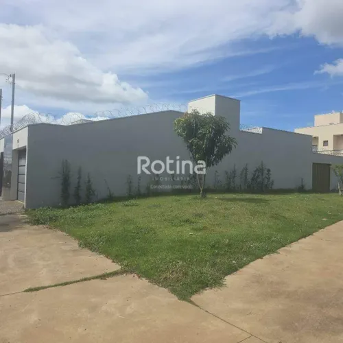 Casa para alugar, 2 quartos, Novo Mundo - Uberlândia/MG - Rotina Imobiliária