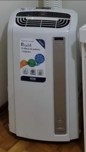 Ar condicionado portátil Delonghi Pinguino 13.000 btu