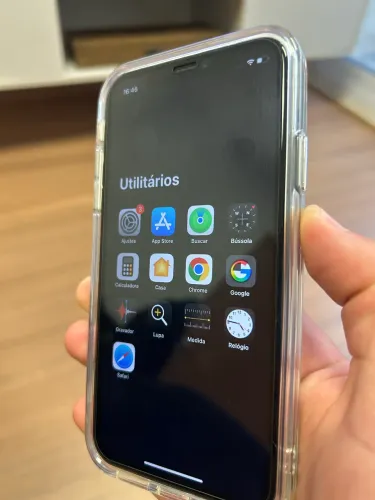Vendo IPhone 11 64GB preto - muito conservado