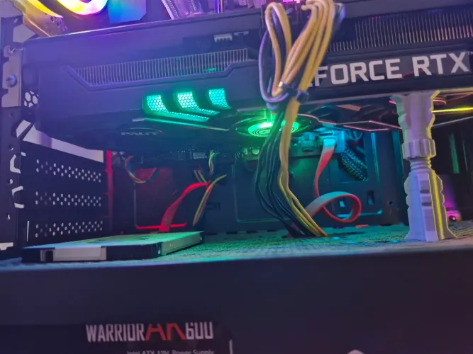 Placa de vídeo RTX 3070 da palit gamingpro de 8gb vram