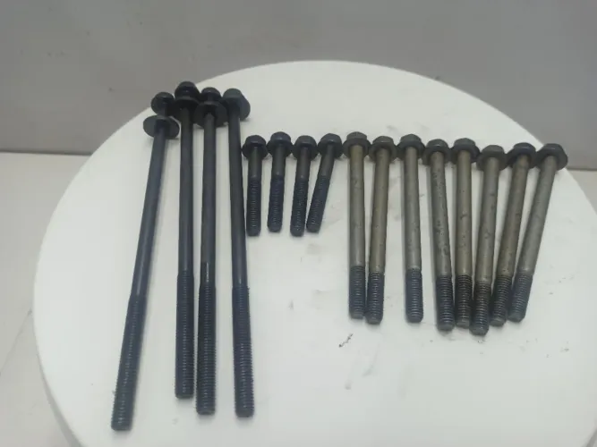 16 Parafusos Sobre Carter Fiat Toro 2.4 Flex 16 A 21 Orig Preto