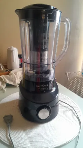 Liquidificador Britânia Diamante Turbo 1050W - Muito Conservado