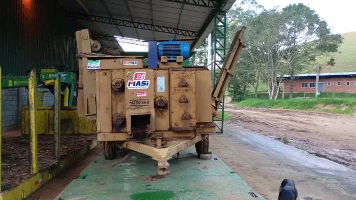 Descascador de Toras MASI M360 SII