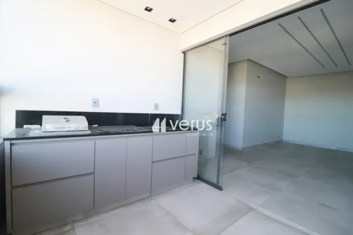 Apartamento para aluguel, 3 quartos, 1 suíte, 2 vagas, Osvaldo Rezende - Uberlândia/MG