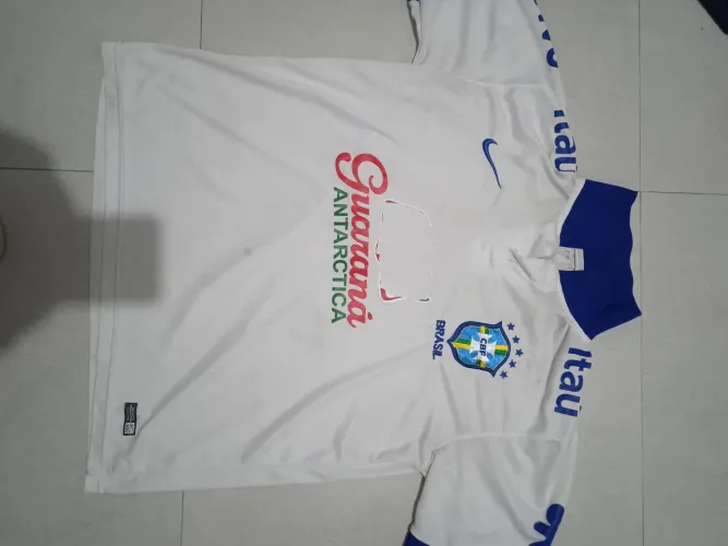 Camisa do Brasil branca