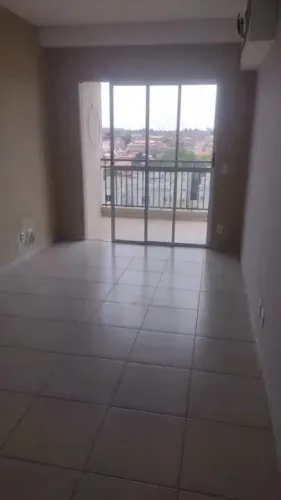 Apto com 2 quartos sendo 1 suíte 79m² - Flores 