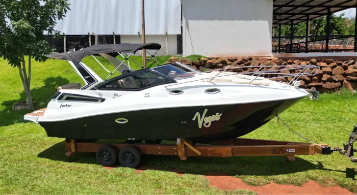 Lancha Focker 30.5 Black Edition - Estado de Zero!! 