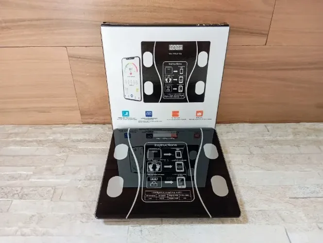 Balança Digital Corporal de Banheiro Quadrada 180kg Vidro Temperado