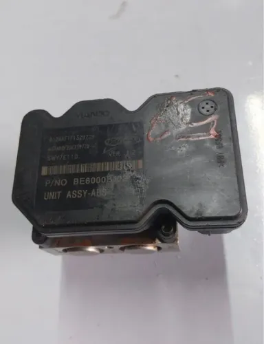 Módulo Central De Freio Abs  58920-3w100 Be6000l102