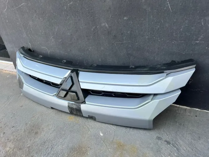 Grade l200 triton 2019 a 2023