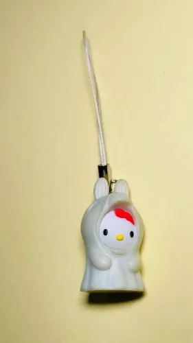 Chaveiro Hello Kitty Halloween - miniatura 3 cm - Fantasma Hello Kitty boneco