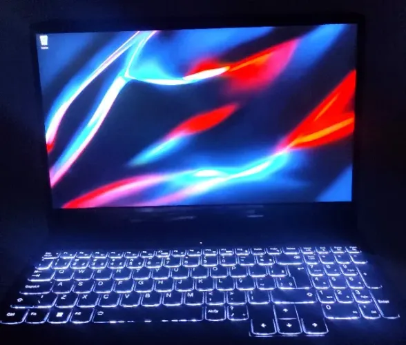 Notebook Gamer Lenovo i5 GTX 1650 (Semi Novo)