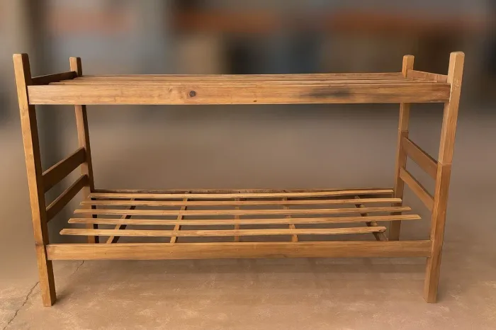 Beliche de Madeira + Colchão 