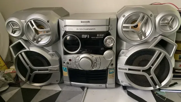 APARELHO  SOM  PANASONIC 5CDS