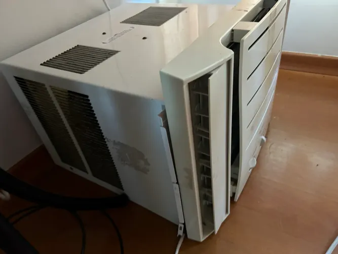 Ar condicionado de gaveta 110v (tenho2) cada