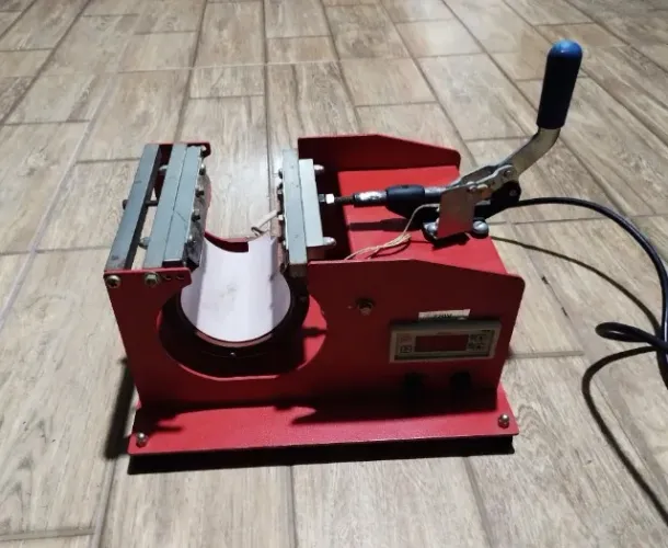 Prensa térmica para canecas