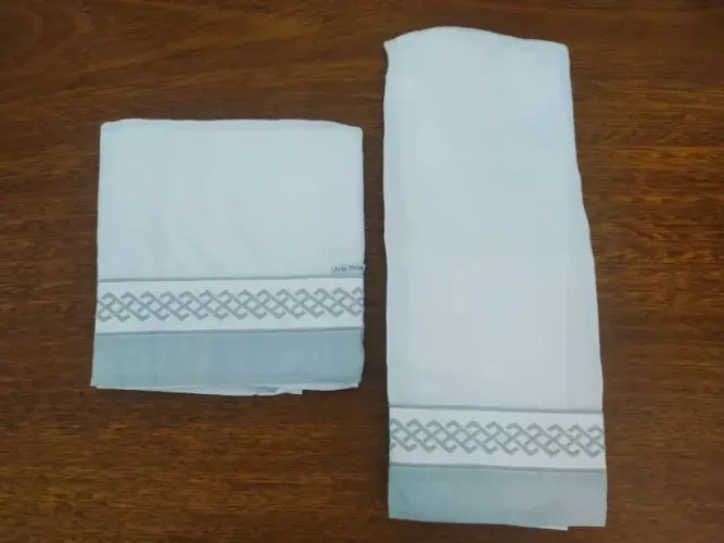 Fralda De Ombro Cinza Para Bebê