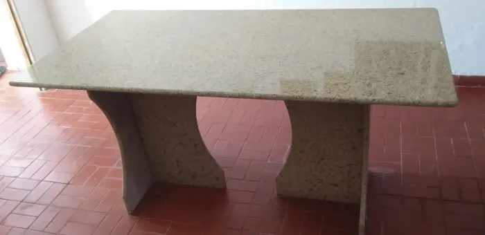 Mesa de jantar em Marmore