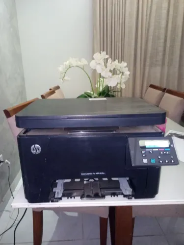 Multifuncional HP M176n