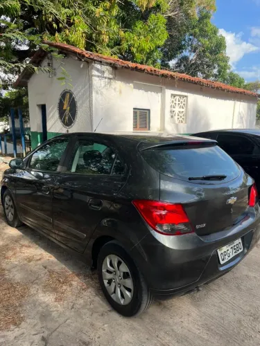 Chevrolet Onix JOY Hatch 1.0 8V Flex Mec. 4P 2019