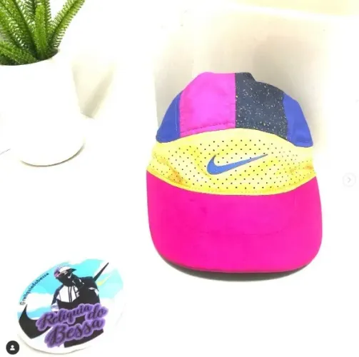 BONÉ NIKE TAILWIND DRI FIT ORIGINAL EDIÇÃO LIMITADA MULTICOLOR