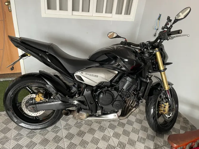 Hornet CB600F