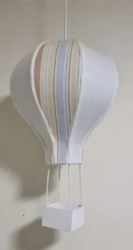 Luminária pendente para quarto de bebê azul claro e estampa