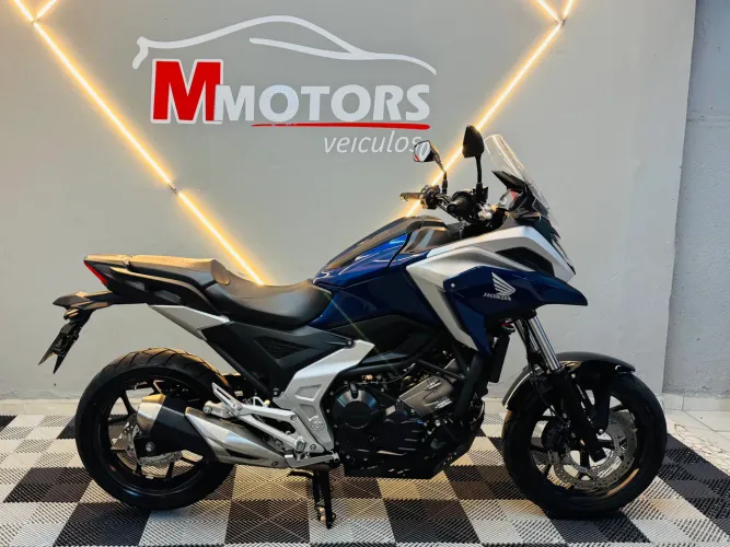 HONDA NC 750X 2022 (4.300KM) ÚNICO DONO 
