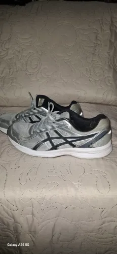 Tênis asics