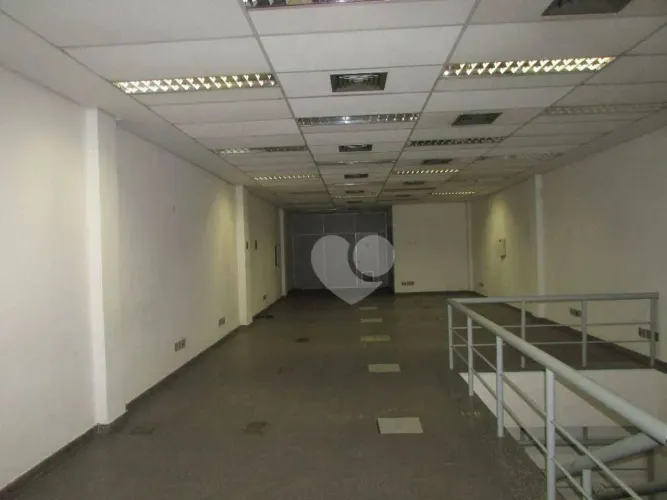 Prédio duplex boa localização Centro