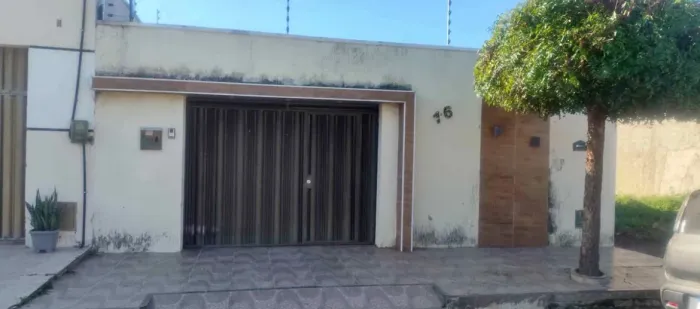 ~CASA NO VINHAIS