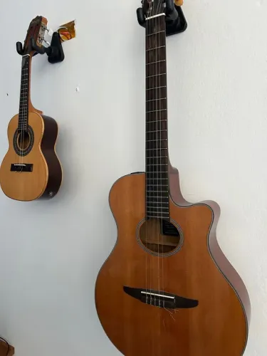 Violão Yamaha NTX 500 e  outros Instrumentos musicais