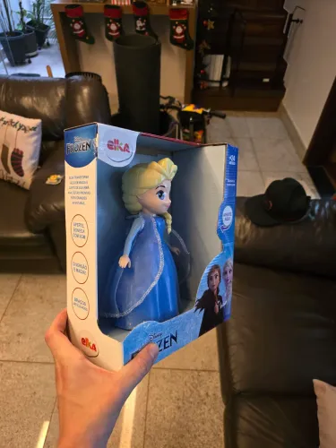 Boneca Elsa - frozen - com sons e falas - braços articulados