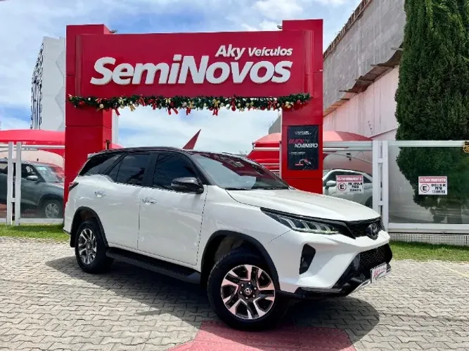 Toyota Hilux SW4 Diamond 2.8 TB 4X4 Die. Aut. 2022