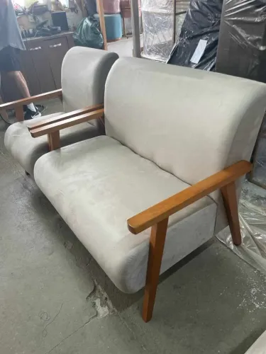 Namoradeira Olivia 2 lugares valor 400,00 e Poltrona Olivia de 1 lugar valor 250,00 cada