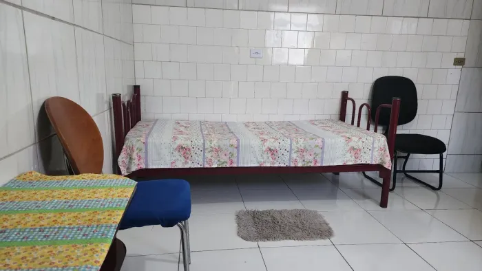 Quitinete mobiliada para 1 rapaz sozinho no Capão da Imbuia/Direto com proprietário