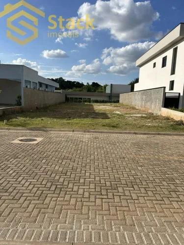 TERRENO À VENDA COM 360m² NO CONDOMÍNIO FECHADO PECAN TOWN E COUNTRY EM ITUPEVA-SP!