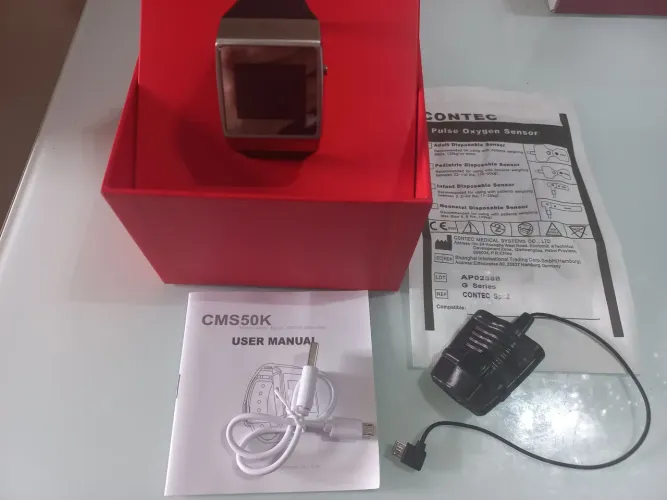 Relógio medidor de SpO2/ECG Monitor CONTEC CMS50K