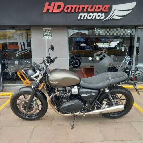 Triumph Boneville Speed Twin 900