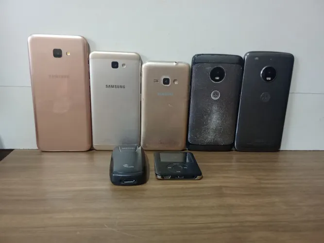 Lote de celular para restaurar ou para peças 6 celulares