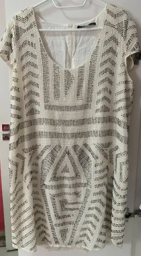 Vestido bordado Enjoy
