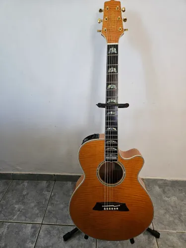 Violão takamine japonês TRS118 vintege com pré amp ctp3, um som absurdo !