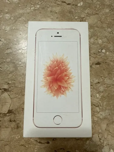 iPhone SE - 64gb novinho