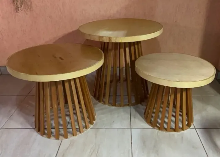 Trio mesa madeira ripada 
